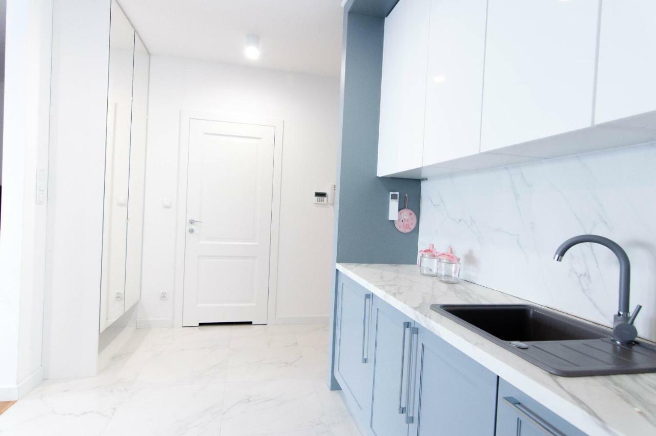 Apartament Sailor Z Widokiem Na Morze - Nadmorski Luksus Ustronie Morskie Luaran gambar